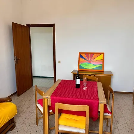 Casa Oliver A Apartment Scarlino